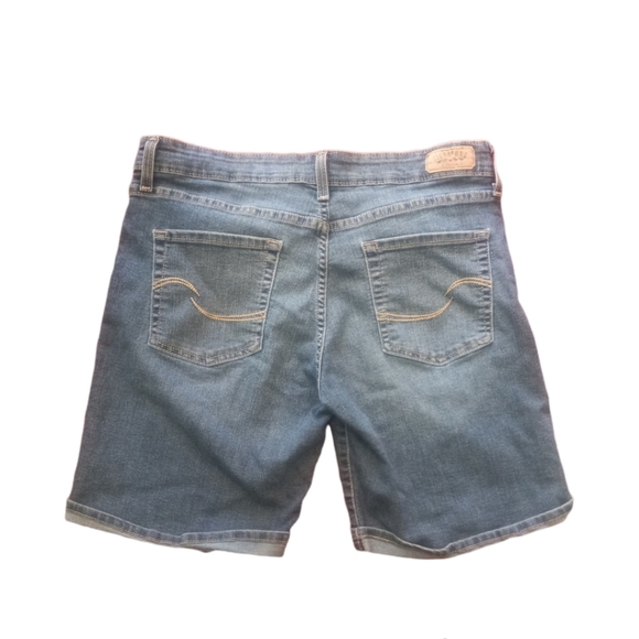 Levi's modern Bermuda shorts - Picture 4 of 10